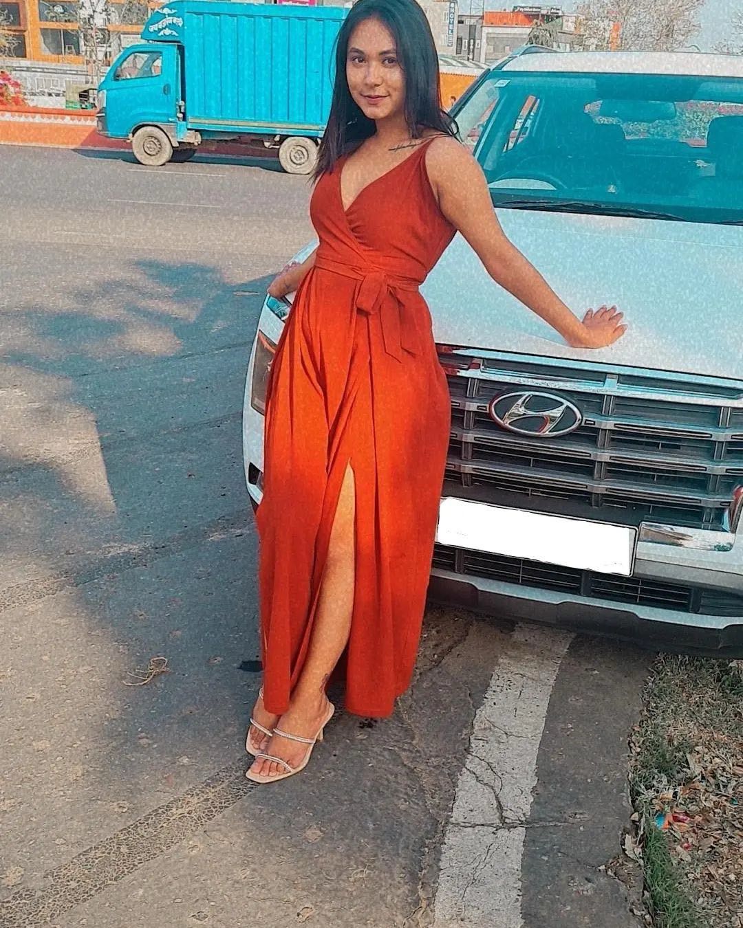 female call girl in Thane